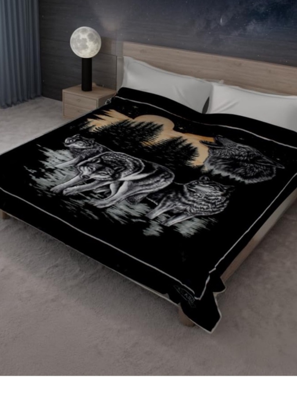 SOLARON wolves cozy oversize blanket